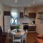 Kinds Of Rent In The Center Гостевой дом Паланга