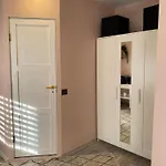 Kinds Of Rent In The Center Гостевой дом Паланга