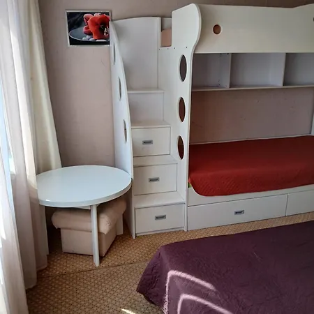 Kinds Of Rent In The Center Гостевой дом Паланга